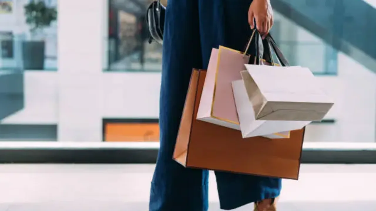 LAUDARE — Vente et Clienteling